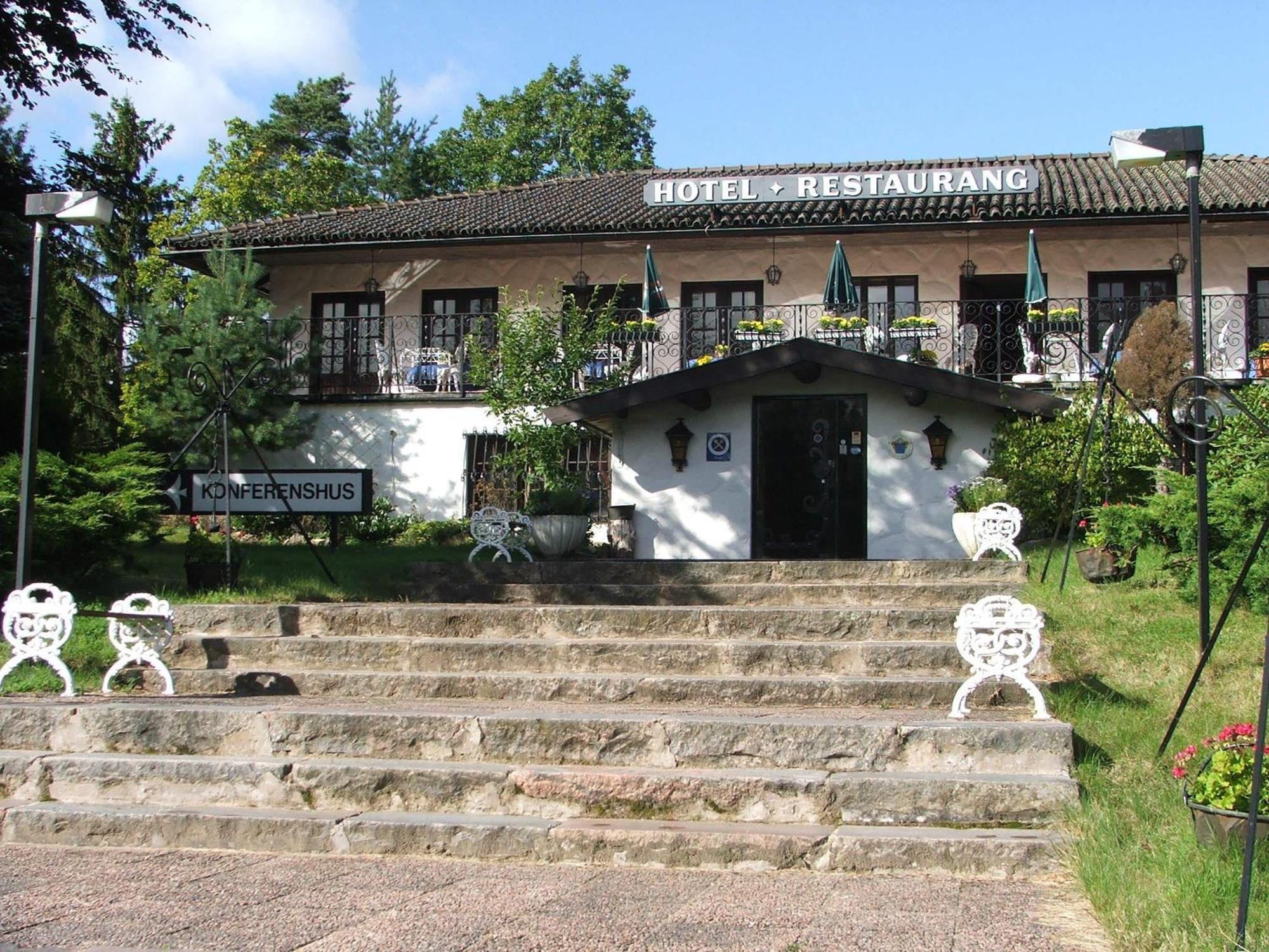 Tallhoejden Hotel & Cottage Lodge Simlångsdalen Exterior photo